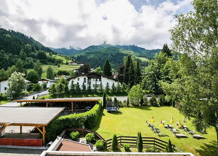 VÖTTER'S HOTEL in Kaprun am Kitzsteinhorn - Skibus direkt