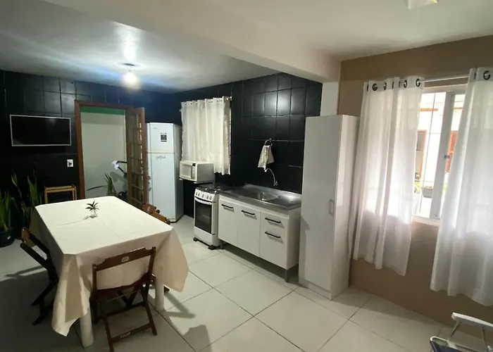 Lagoa da Conceição Apartments AC -cozinha completa-centrinho da lagoa Florianópolis