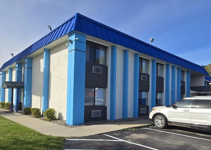 Days Inn By Wyndham Portage Cascade Mountain Area