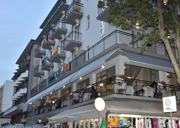Lively Hotel