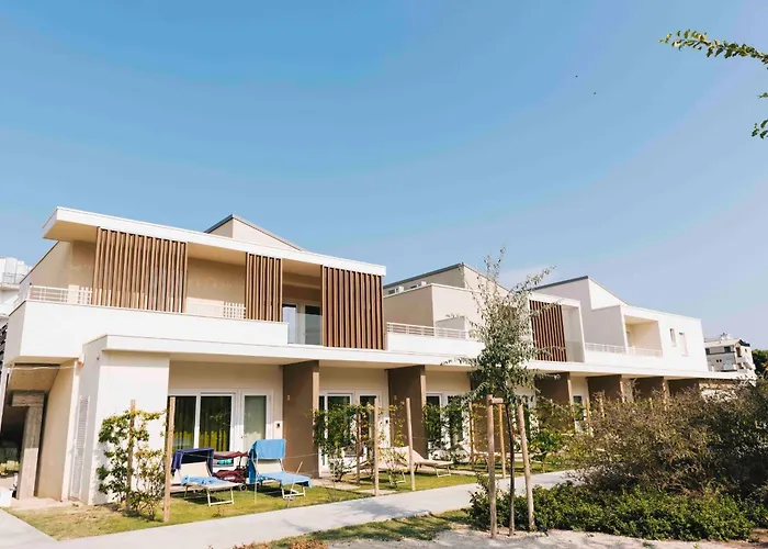 Suite Du Parc & Hotel