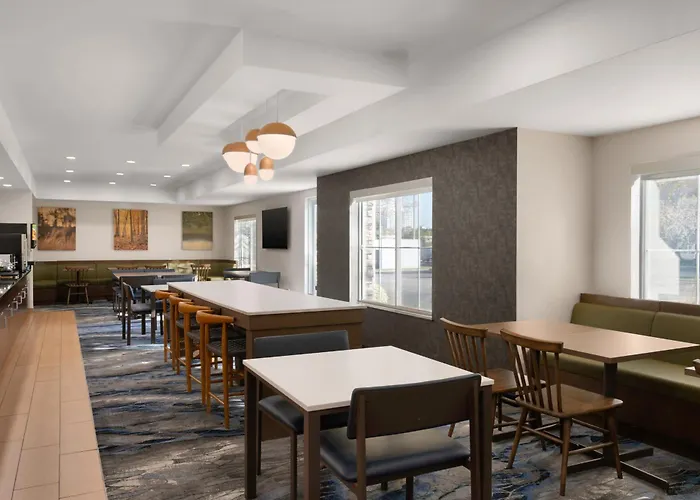 Fairfield Inn & Suites Naperville/Aurora