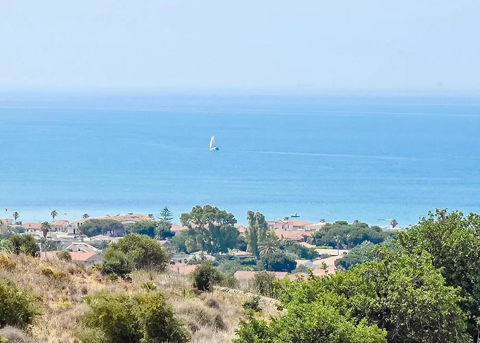 Beach Front Home In Ragusa
