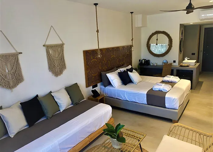 Helios Beach Hotel & Bungalows