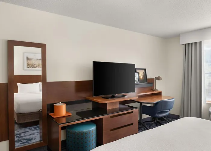 Fairfield Inn & Suites Naperville/Aurora