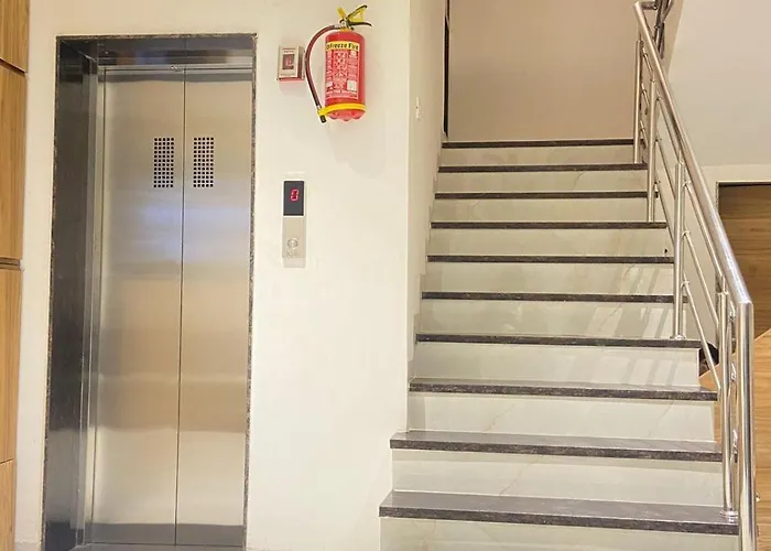 Jmb Hotel Height