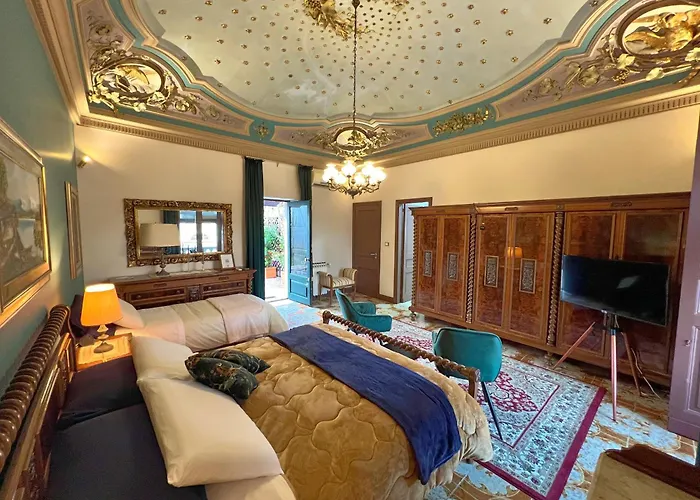 Allure Palace