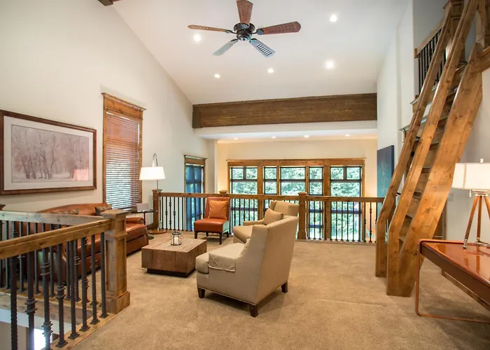 Silver Aspen - Five Bedroom Loft Luxury Townhome Hotel Room