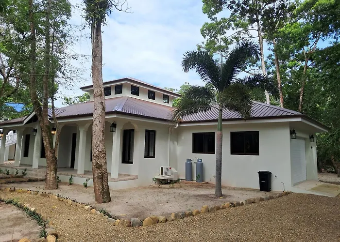 Ceiba Beach Resort