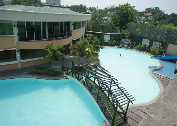 Golden Pyramid Pavilion And Resort