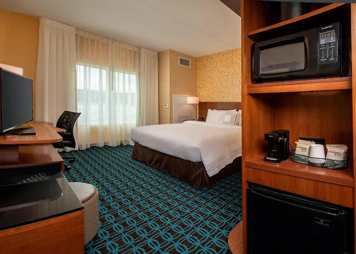 Fairfield Inn & Suites By Marriott Harrisburg International Airport