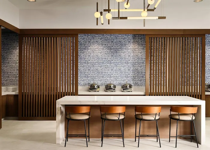 Courtyard By Marriott San Diego Mission Valley/Hotel Circle