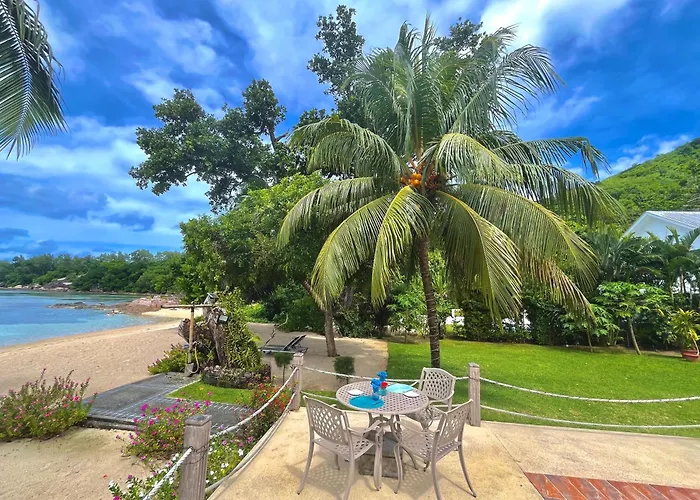 Crown Beach Hotel Seychelles