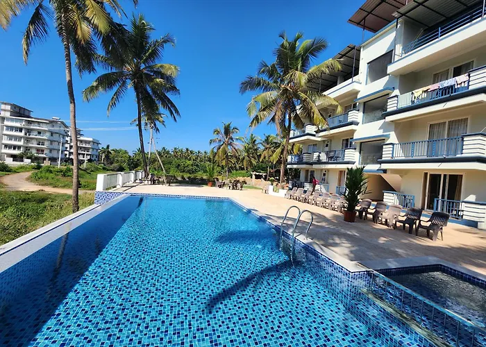 Beach Bliss Apartment Hotel - 7 Minutes Walk To Beach