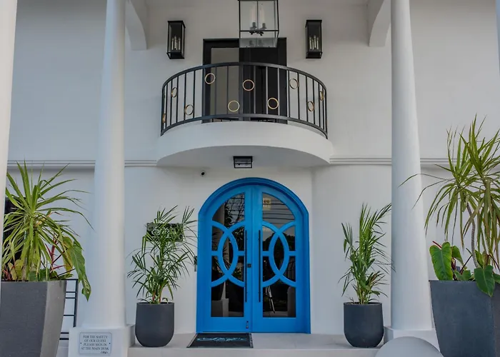 Sky'S Villa Resort