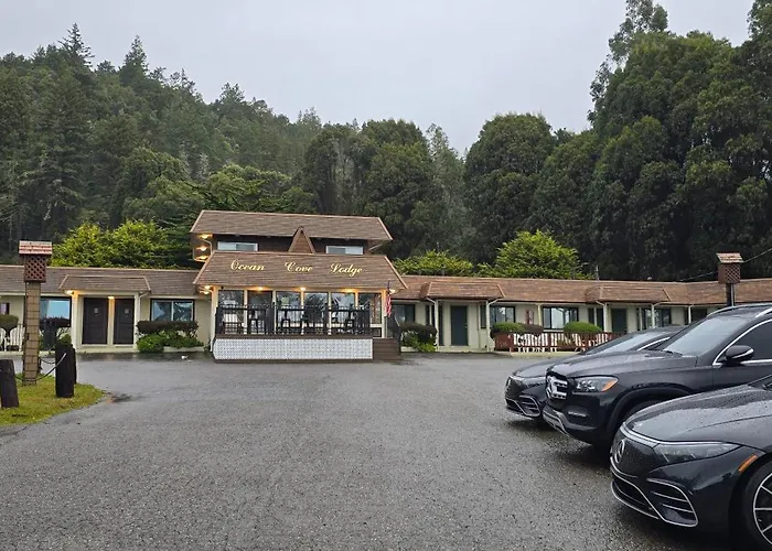 Ocean Cove Lodge