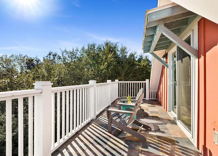 Regatta Inn - Adults Only