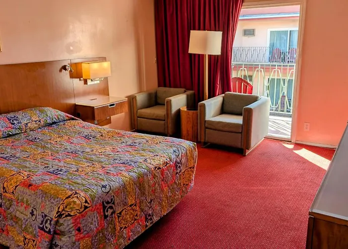 Royal Century Hotel At Lax