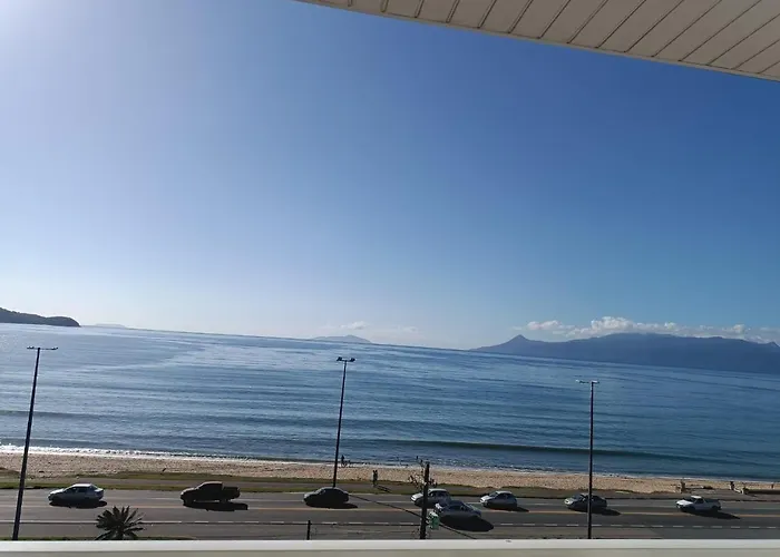 Praia de Massaguaçu Caraguatatuba