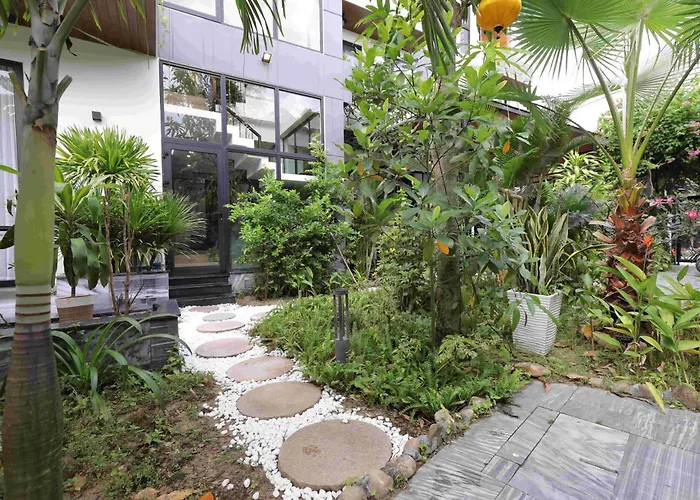 Charm Champion Villa Hoian