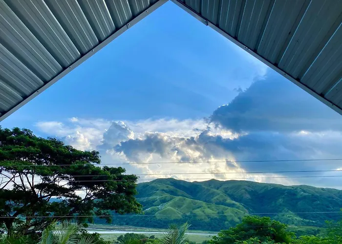 Rea'S Bamboo Resort
