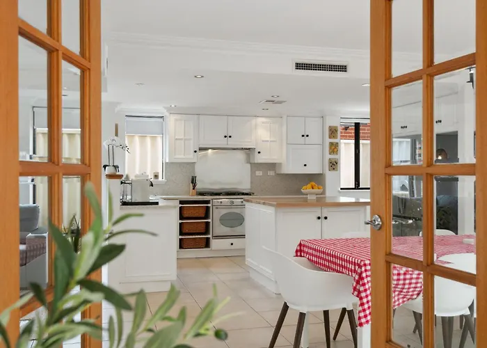 Entire Home Steps To Sorrento Beach