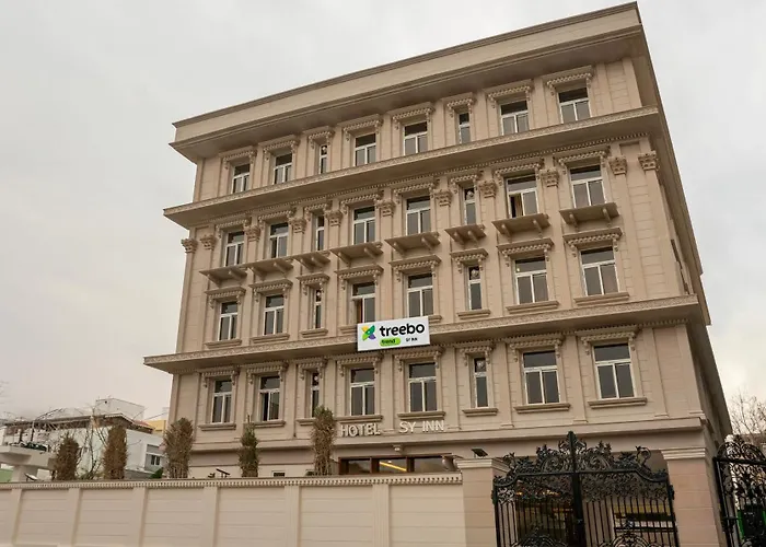 Treebo Purva Crest, Gachibowli Dlf