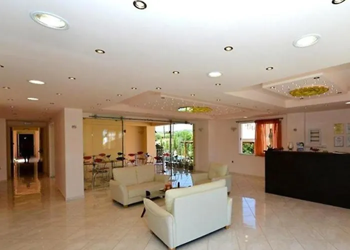 Golden Rose Suites
