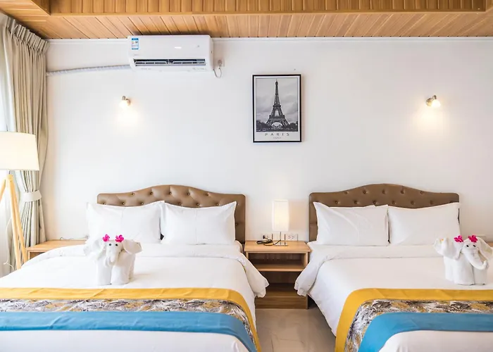 Tongtong Garden Holiday Hotel普吉岛通通花园酒店