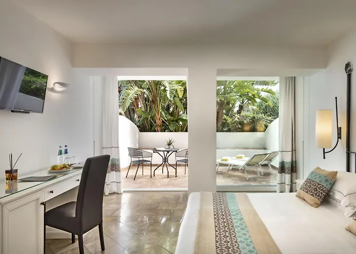 El Faro Hotel&Spa