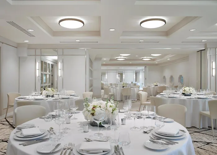 Acqualina Resort And Residences