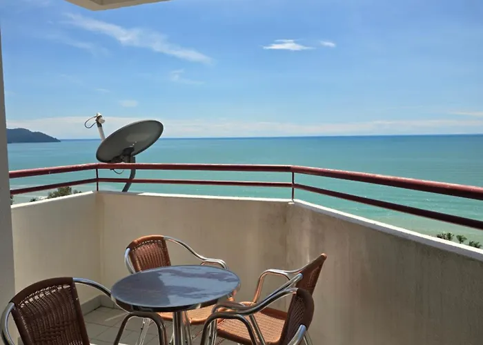 Green Ocean Seaview Apartment