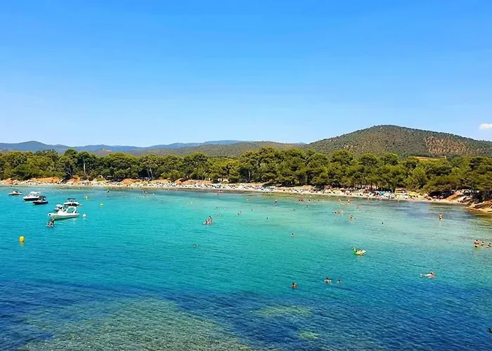 Appartement pieds dans l’eau Vue Mer Bormes Les Mimosas