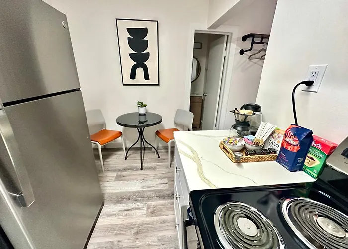 The Agustin Guesthouse - Men Only Clothing Optional