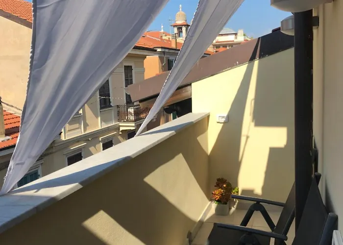 Affitta Camere Borgo Marina