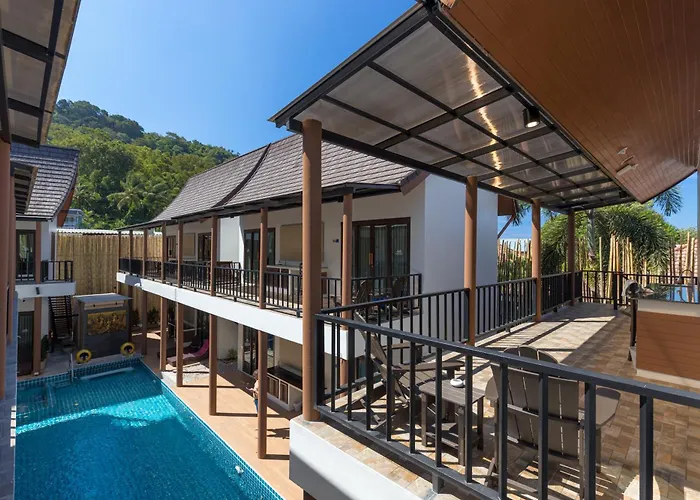 Blue Palm Residence Kata