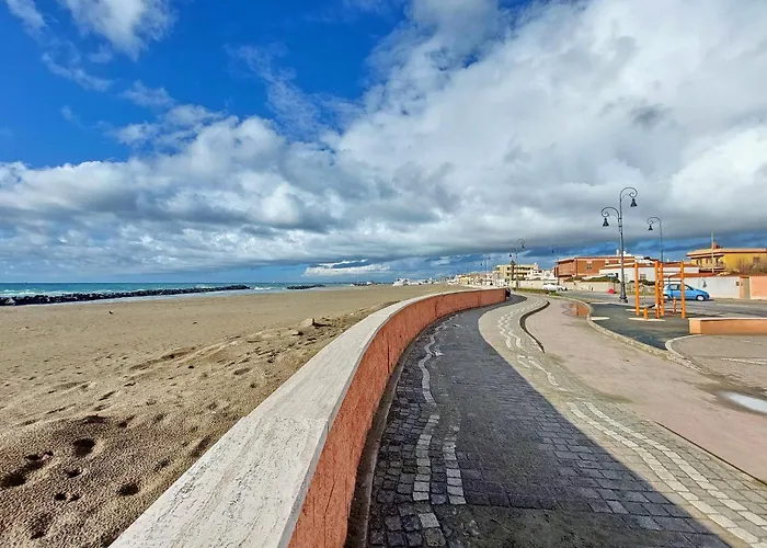 Airport 10 Min Portunus Apartment By The Beach