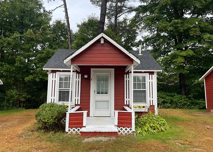 White Mountain Cottages