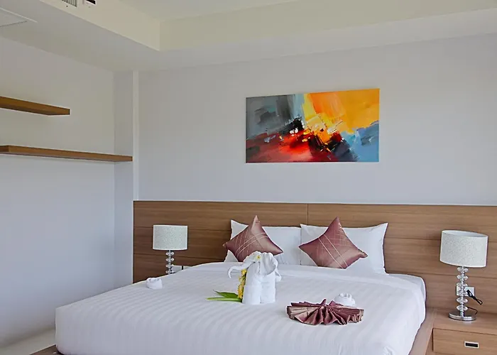 Bangtao Tropical Residence Resort And Spa