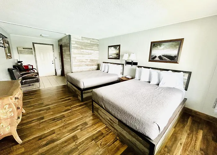 Silver Sands Hotel & Resort