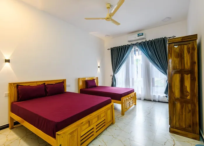 Gnanam Holiday Inn