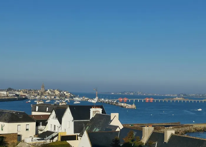 Studio vue mer roscoff et île de batz