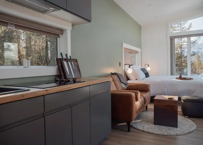 Skyridge Glamping