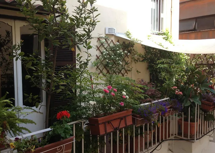 Relais Teatro Argentina Bed & Breakfast Rome
