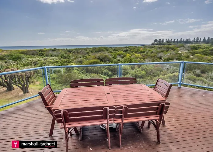 Breakwater 4 - Narira Street 1