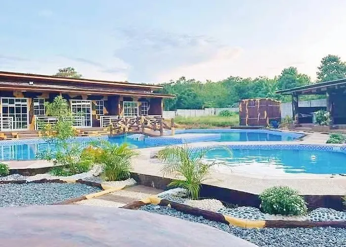 F1 Green Meadows Resort