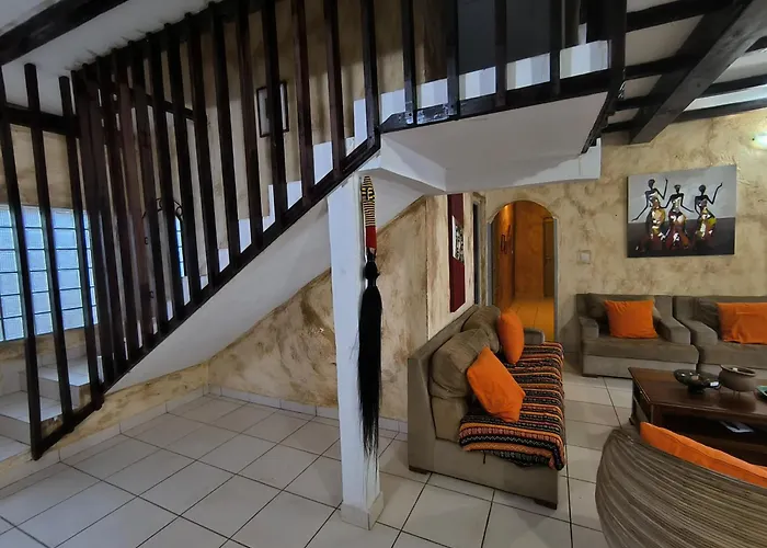 La Villa Lou, Musée Des Arts Grand Batangua