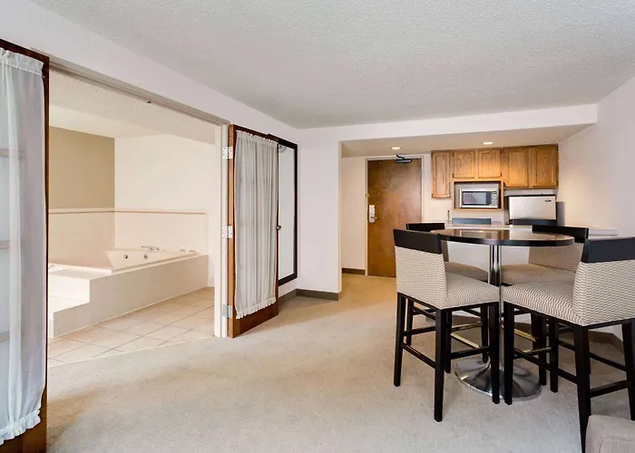 Ramada By Wyndham Marquette