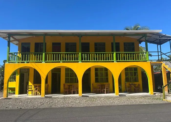 Cabinas Manzanillo Caribe