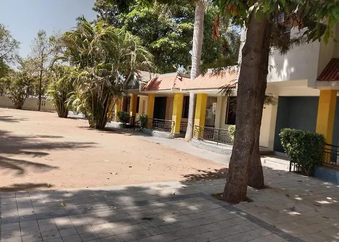 Pushpak Resort